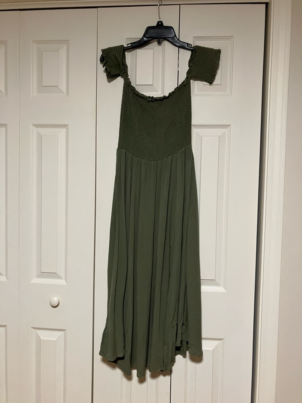 Lulu's Olive Green Off-The-Shoulder Midi Dress